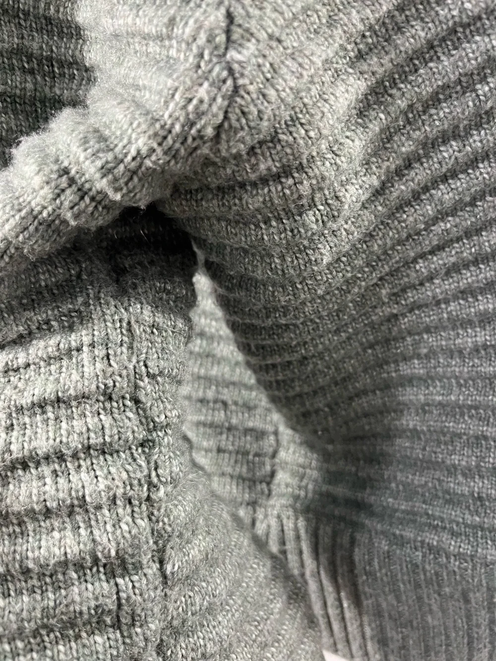 HAPPILY GREY CROPPED CARDIGAN